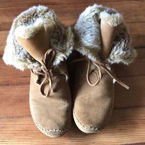 TOMS Women's Zahara Suede Boot in Cognac